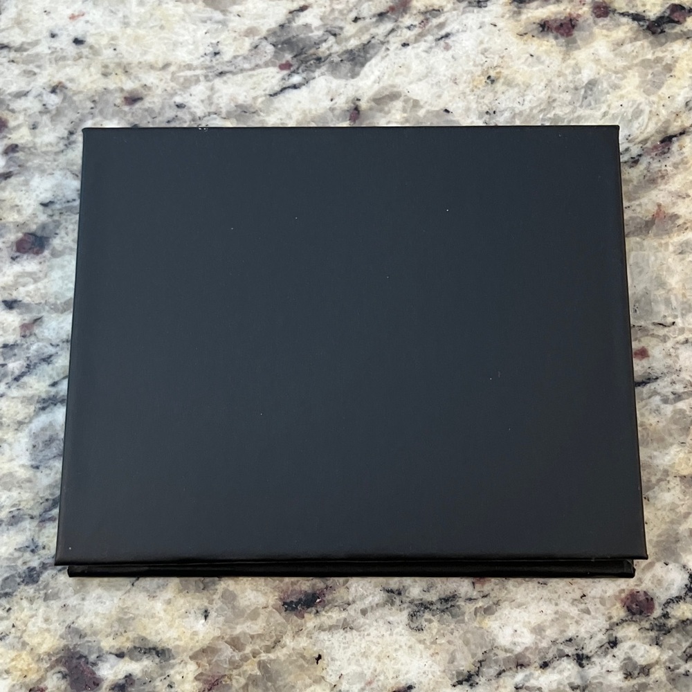 Doucce Freematic Eyeshadow Pro Palette Warm Neutrals 6 Pan Makeup Palette New - Picture 4 of 4